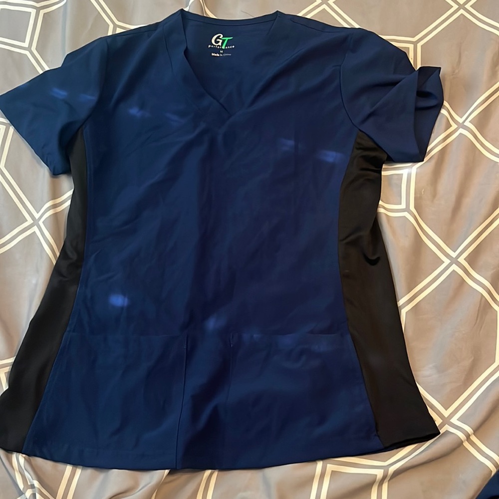 Scrub top